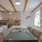 My Dalmatia - Luxury Prolozac With Private Heated Pool Prázdninový dům *