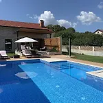 My Dalmatia - Luxury Prolozac With Private Heated Pool Donji Proložac