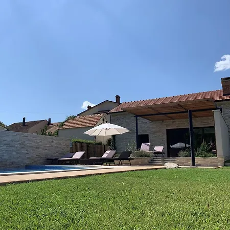 Prázdninový dům My Dalmatia - Luxury Prolozac With Private Heated Pool Donji Proložac
