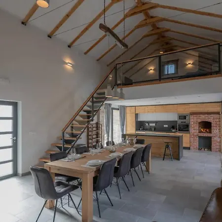 Prázdninový dům My Dalmatia - Luxury Prolozac With Private Heated Pool *